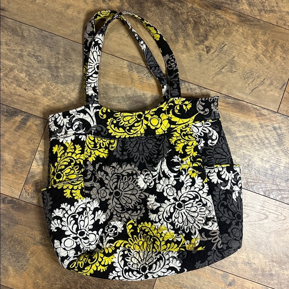 VERA BRADLEY “Baroque” (Retired 2010) Quilted Large Zipper Tote Bag - Picture 3 of 8